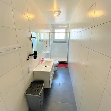 Ferienwohnung Shaki Apartman *
